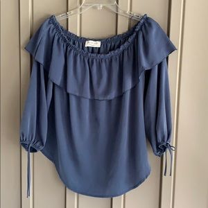 Lavender Field Blue Off the Shoulder Blouse size Large